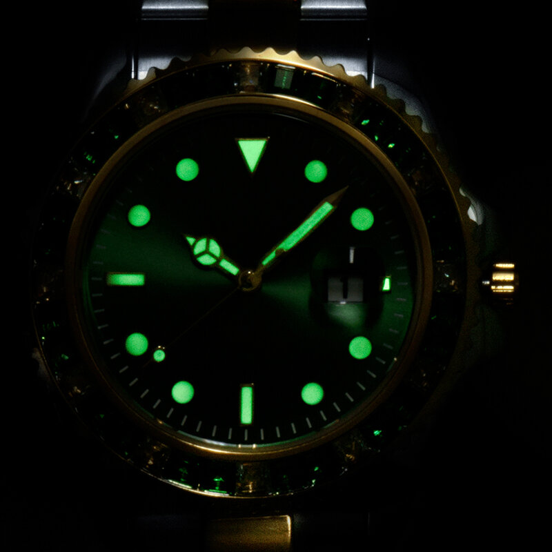 นาฬิกาผู้ชายหรูหรา Casual นาฬิกาผู้ชาย Quartz สแตนเลสทอง Relogio Masculino กันน้ำ Iced Out นาฬิกาข้อมือเพชร