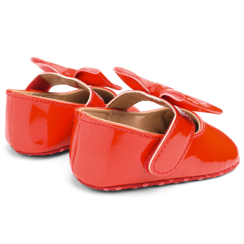 Sepatu Bayi Perempuan Baru Lahir Gesper Kulit Paten Sepatu Pertama Berjalan dengan Pita Merah Hitam Merah Muda Putih Sol Lembut Sepatu Buaian Antiselip