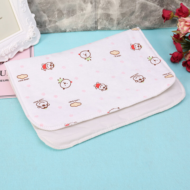 Tapis à langer réutilisable et étanche pour bébé, couche-culotte de poussette pliable, tapis souple lavable