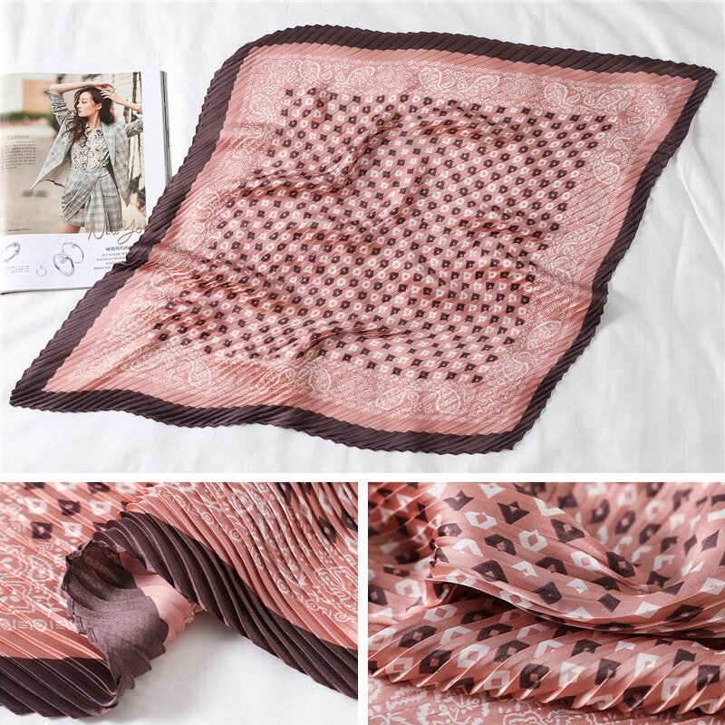 Bufanda cuadrada de seda para mujer, chal plisado con estampado de leopardo, para el cuello, 2022