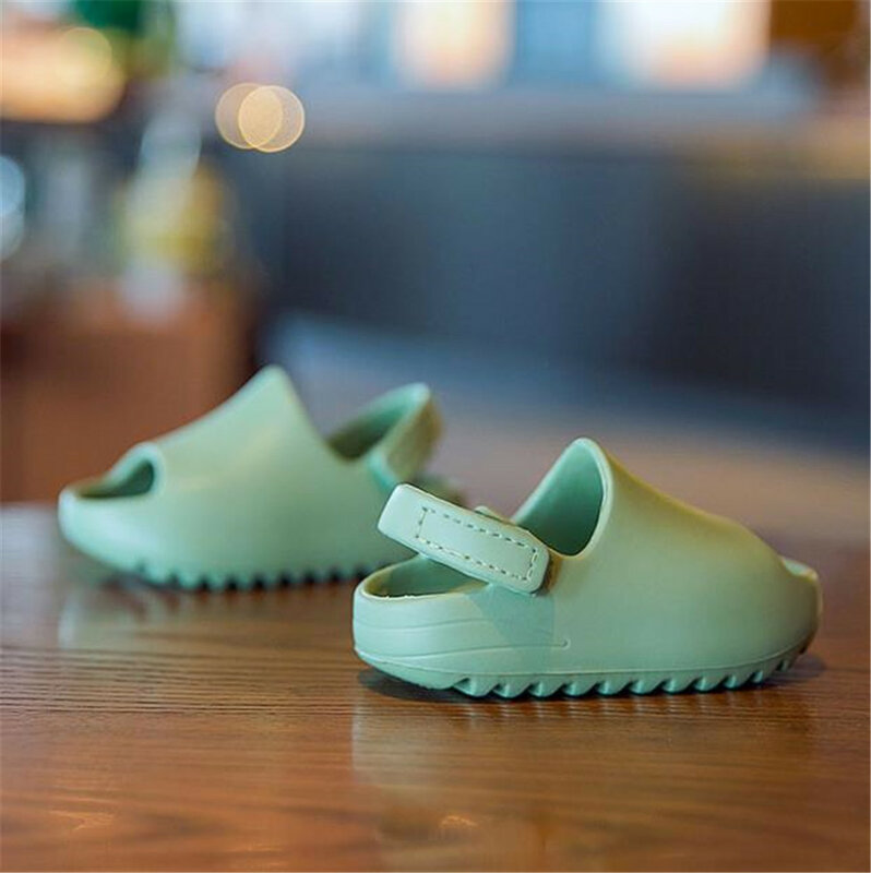2021-08-05 Lioraitiin ฤดูร้อนชายและหญิงใหม่แนวโน้มรองเท้าวุ้นรองเท้าแตะเด็กแฟชั่นเด็ก Sepatu Empuk