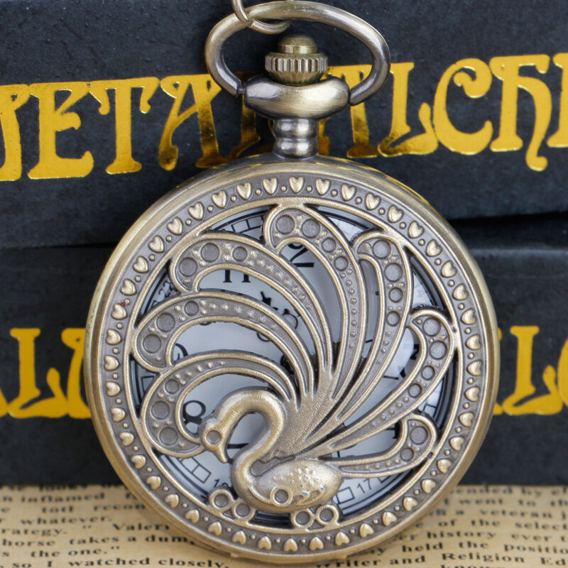 Reloj de bolsillo de cuarzo de pavo real hueco, estilo Retro, collar de belleza hueco, colgante, regalo creativo, Reloj de animales, arte coleccionable