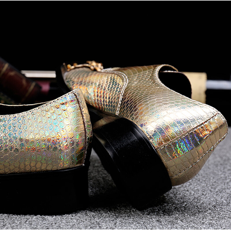 Wiosenne męskie buty sukienka luksusowy pokaz sceniczny Grace Gentleman skórzane zasznurowane męskie buty metalowe szpiczaste buty ślubne