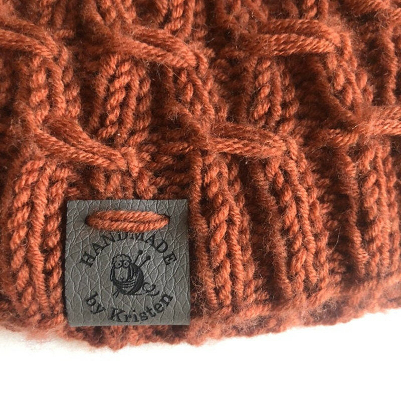 Étiquettes en cuir à coudre personnalisées pour articles faits à la main, étiquettes de vêtements en tricot avec logo de marque, étiquette de vêtement en Crochet pliable, 45 pièces