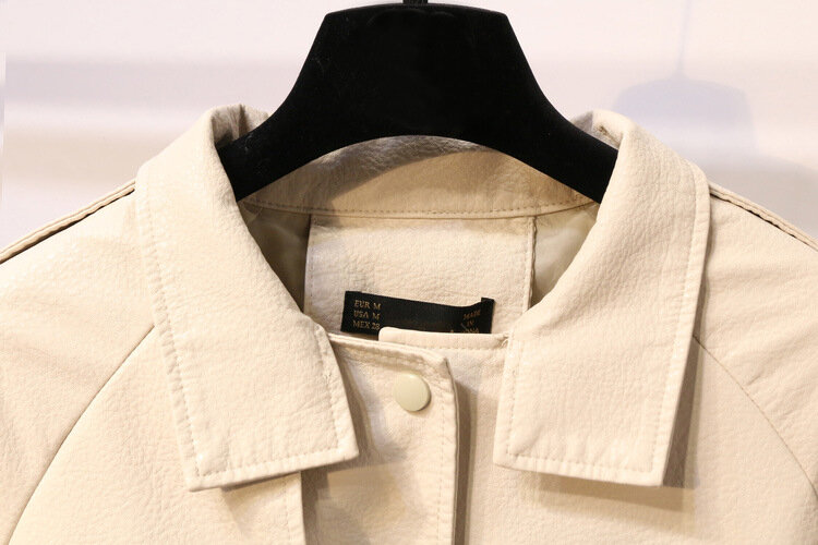 Jaket Kulit Imitasi Kerah Musim Semi Musim Gugur 2021 Mantel PU Hijau Wanita Jaket Longgar Sederhana Pakaian Luar Wanita Kantor dengan Sabuk
