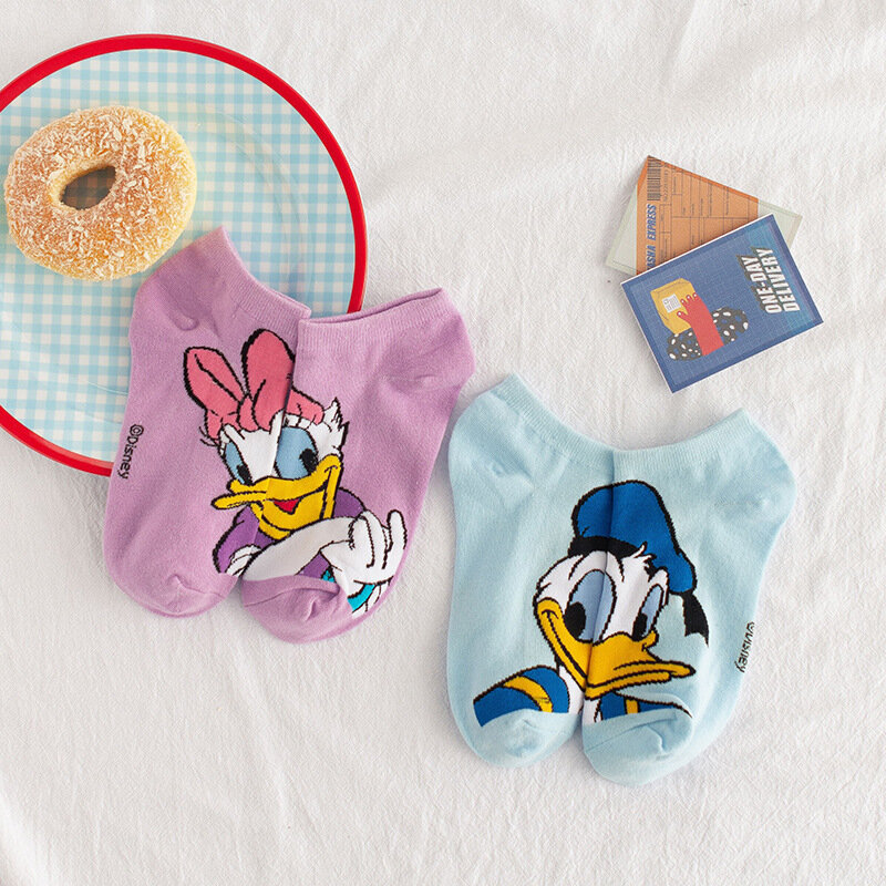 Disney-Chaussettes courtes Minnie pour femme, Donald Duck, Dasiy Dgreying, Chaussettes courtes en coton, Chaussettes bateau femme, Chaussettes de rinçage pour fille, Kawaii