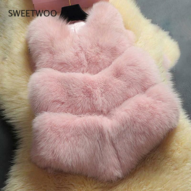 Autumn Winter Thick Warm Faux Fox Fur Vest Women High Quality Fashion V-Neck Short Fur Coat Female Fur Waistcoat 2022