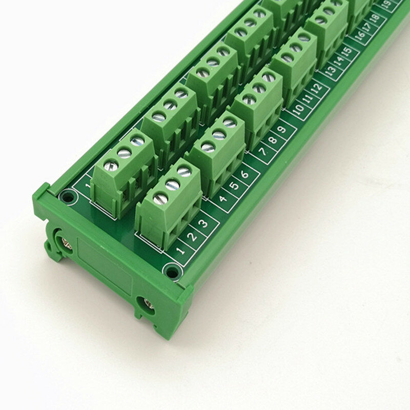 Dobrze długi montaż na szynie DIN zielony Terminal 24A/400V 8x 3Position zacisk śrubowy moduł dystrybucyjny.