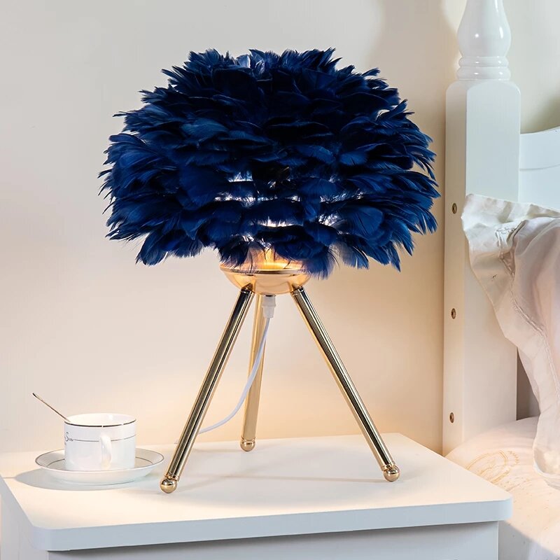 Modern Bedroom Living Room Feather Table Lamp Warm Bedside Lamp Romantic Goose fFeather Decoration ins Girl Table Lamp