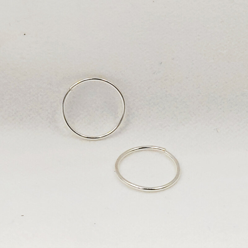 Кольцо для пирсинга носа, серебристое тонкое кольцо для женщин и мужчин, 22 г