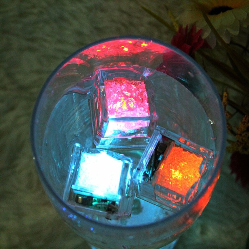 어린이 목욕 램프 플로팅 램프, 욕조 방수 다채로운 LED 램프 장난감, 깜박이는 아이스 큐브