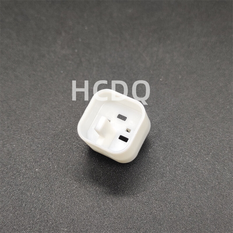 10PCS Original and genuine 6918-0327 automobile connector plug housing supplied from stock