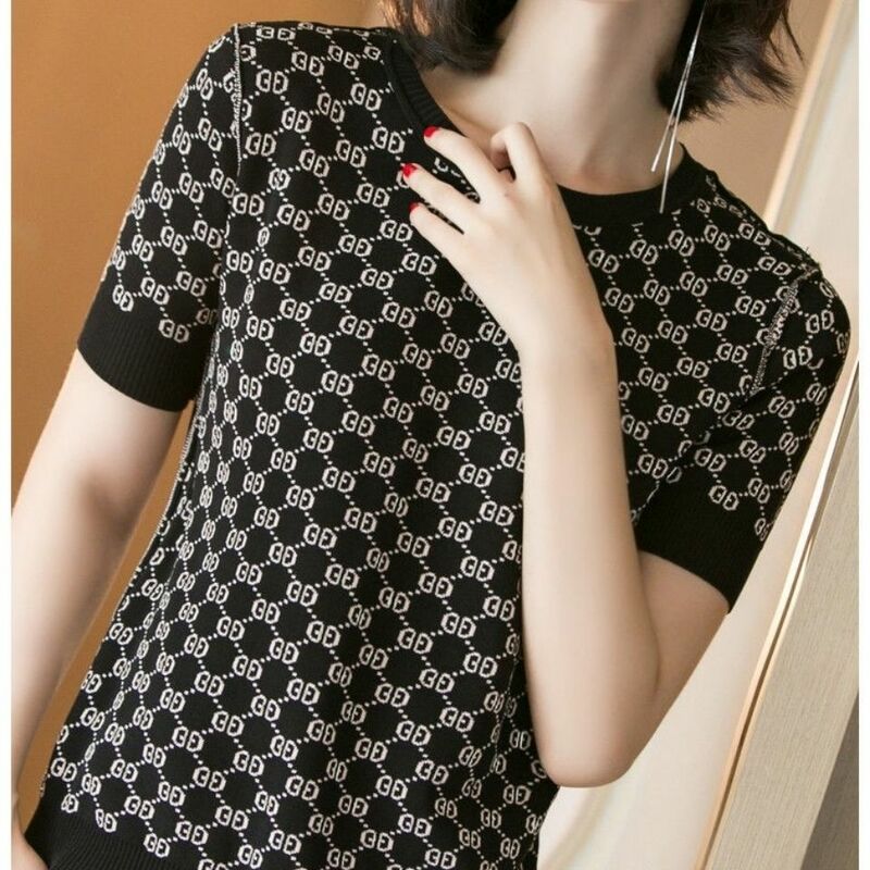 Spring/Summer 2020 new elegant short-sleeved knitted base shirt casual all-match T-shirt retro loose top for women