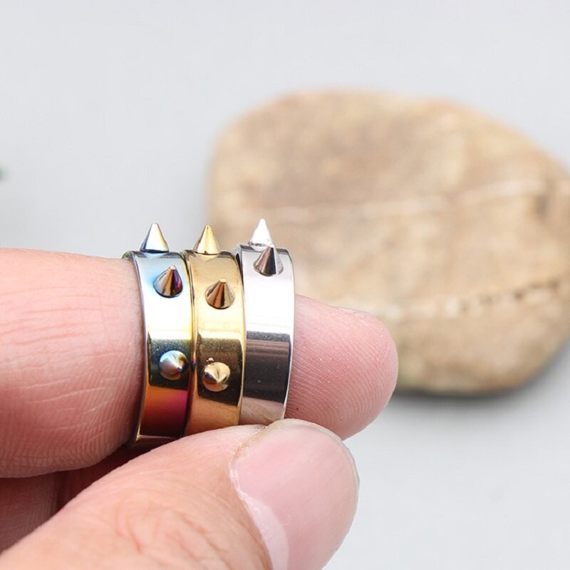 2 uds anillo de defensa Personal arma de titanio acero hombres mujeres anillos para nudillos para defensa Personal-Color aleatorio