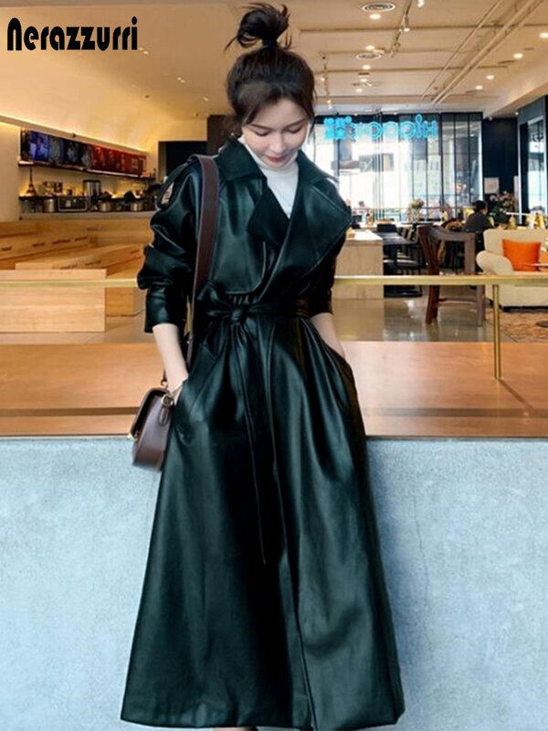 Trench lungo in pelle impermeabile oversize nero Nerazzurri primavera per donna 2021 abbigliamento coreano allentato a maniche lunghe