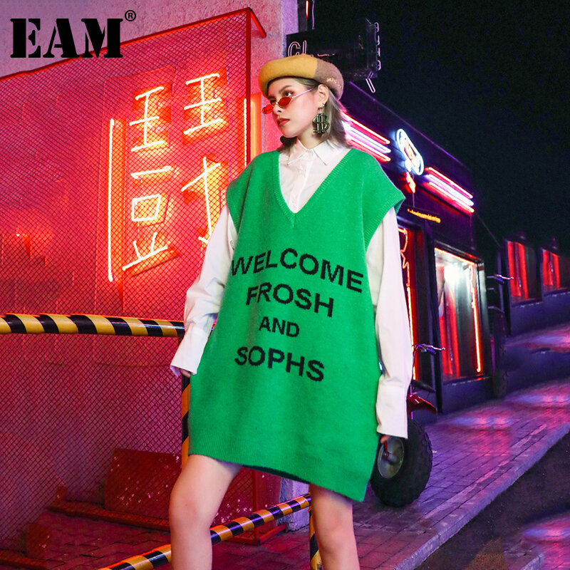 [EAM] Letter Print Big SizeKnitting Sweater Loose Fit V-Neck Sleeveless Women Pullovers New Fashion Autumn Winter 2020 1DB895