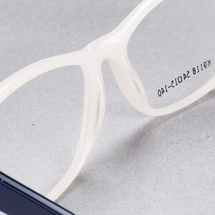 Okulary klasyczna cienka oprawka okulary ramka może być wyposażona w gotowe okulary dla osób z krótkowzrocznością anty-niebieski obiektyw światła