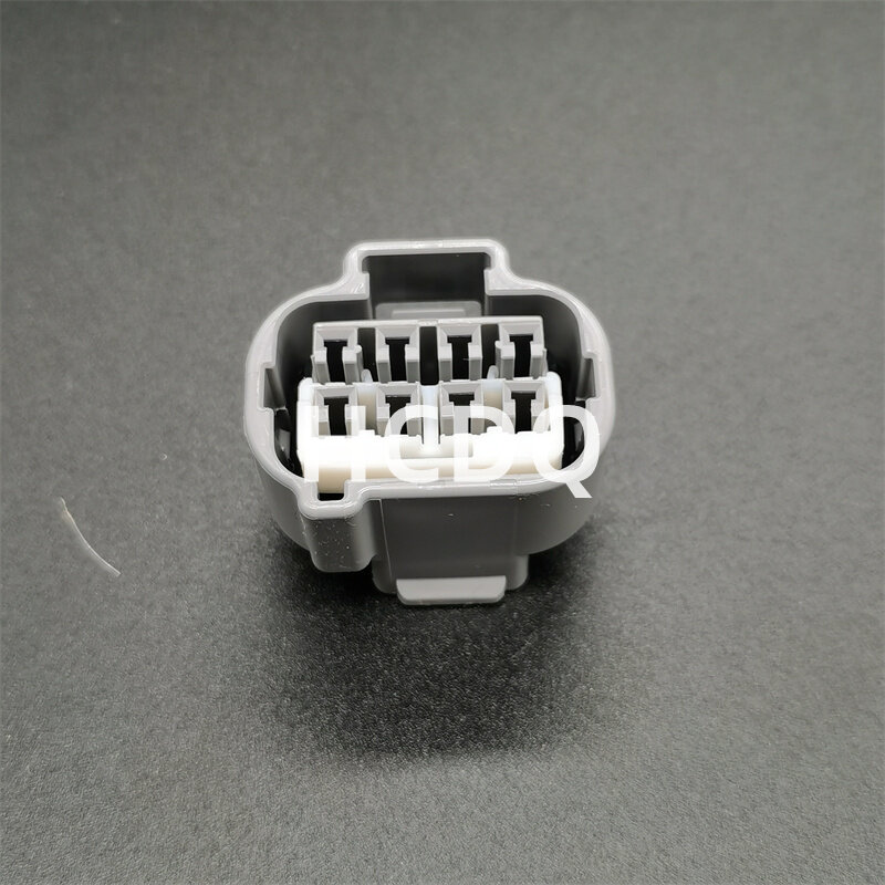 The original 90980-10897 8PIN Female automobile connector plug shell and connector are supplied from stock