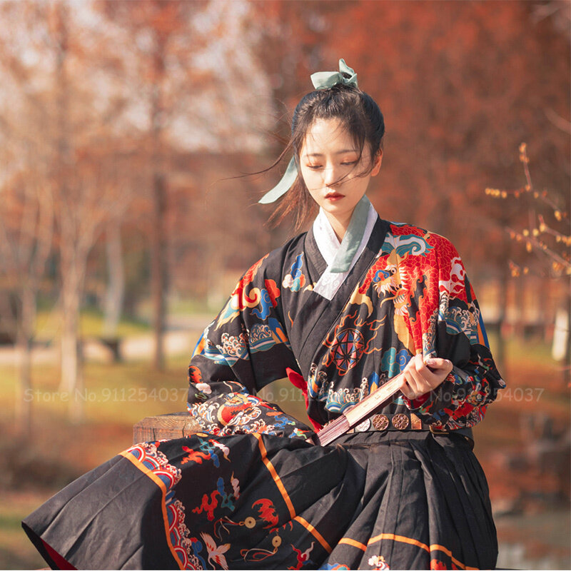 แบบดั้งเดิม Ming Dynasty Hanfu ชุดผู้ชายผู้หญิงสไตล์จีน Dragon Crane พิมพ์ชุดเสื้อคลุมคู่ Retro ชุดคอสเพลย์