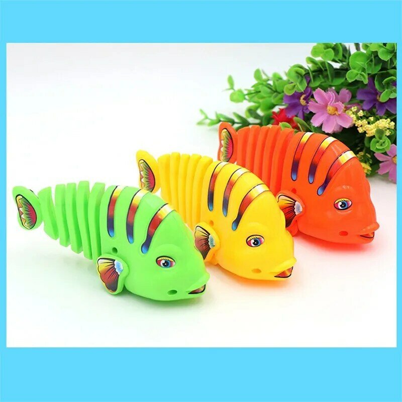 Terrestrial Bionic Fish 2 to 8 years Old Toys Wind-up Fish Swing FishThat Wag Their Tails Fish Toys Exercise Brain Boy Baby Gift