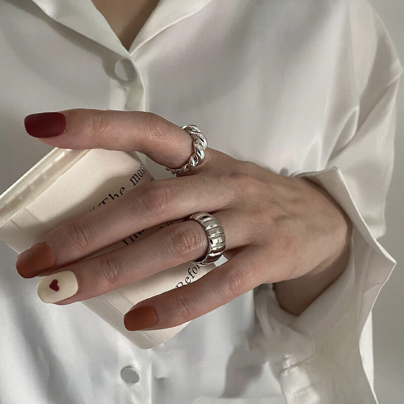 Женское кольцо из серебра 925 пробы, с геометрическим узором