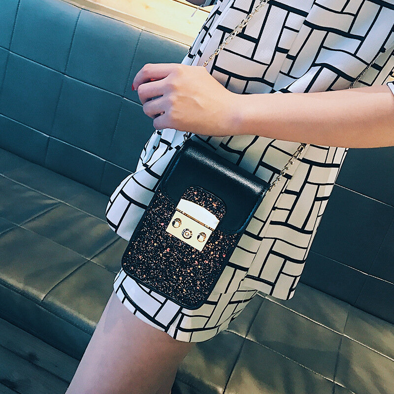 Dompet Mini Wanita dan Tas Tangan Tas Selempang Desainer Mewah untuk Anak Perempuan Tas Bahu untuk Wanita Tas Tangan Pesta Malam