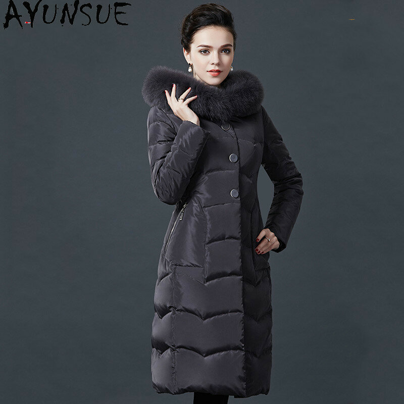 Ayunsue 2020新コート女性女性の冬ダウンジャケットの女性フード付きビッグ毛皮の襟パーカー厚手服mujerのチャケータLXR319