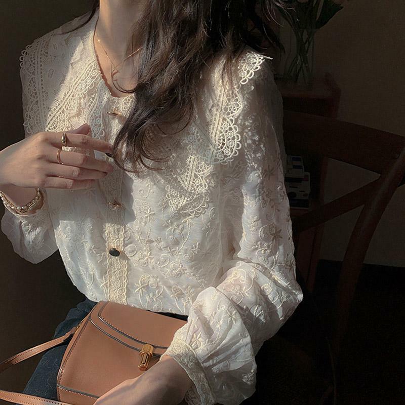 French Vintage Blouse and Tops Women Casual Lace Elegant Shirts Female Sweet Peter Pan Collar Design Korean Style Tops Lady Y2k