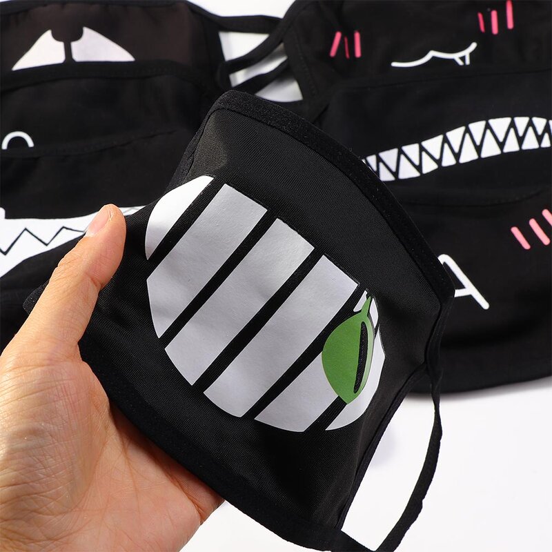 Lovely Cartoon Pattern Cotton Mouth Mask Unisex Camouflage Mouth-muffle Respirator Cycling Anti-Dust Face Mask Hanging Ear Type
