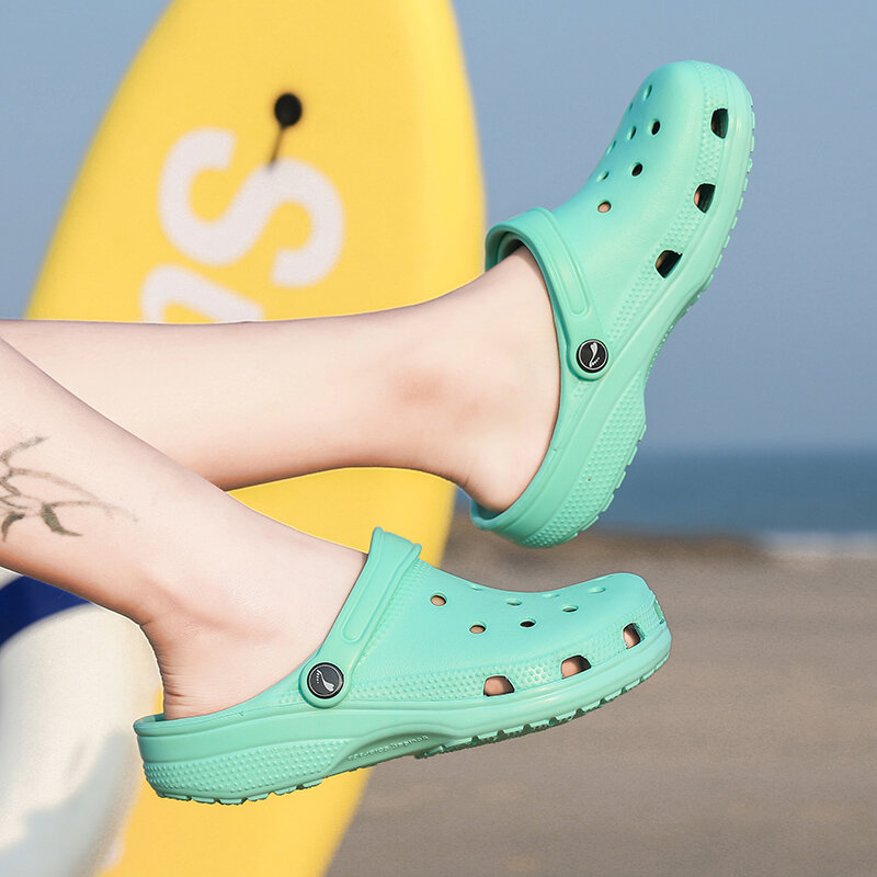 Drewniaki damskie sandały 2020 letnie damskie plażowe zielone buty Crocse Croc EVA lekkie sandały płaskie Unisex kolorowe buty Sandalias