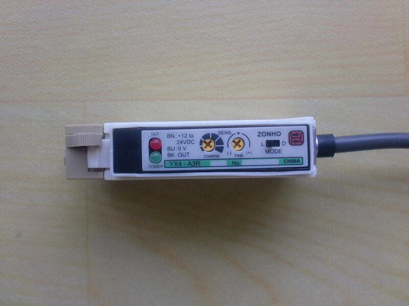 Amplificador de fibra de YX4-A3R/YX4-A3R-P, auténtico, nuevo y Original