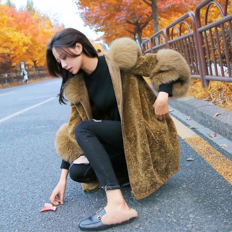 New 2022 Designer Womens Real Wool Coat Medium With Foxes Fur Hood Fur Coats Female Loose Zipper Shearling Abrigo Mujer