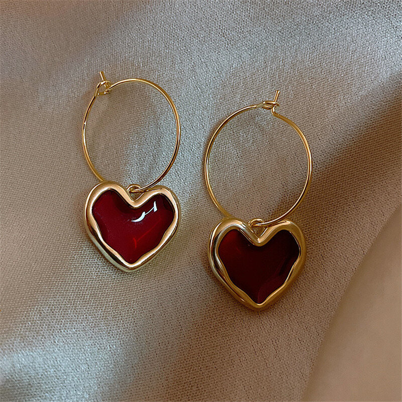 Süße Burgund Emaille Herz Ohrringe für Frauen Mädchen Gold Farbe Metall Liebe Herz Hängen Baumeln Ohrringe Vintage-Schmuck