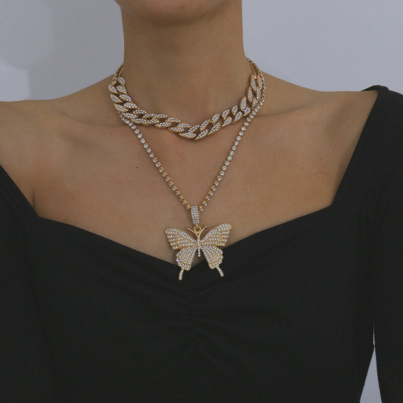 Set Jam Tangan Wanita Mewah Jam Tangan Emas Kalung Gelang Rantai Kuba Berlian Imitasi Kupu-kupu Perhiasan Bling 4 Buah Set Hadiah untuk Wanita