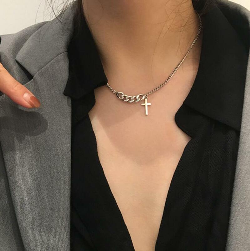Semplice classico moda fronte-retro croce argento antico colore ciondolo ragazza breve catena lunga collane gioielli per le donne S2198