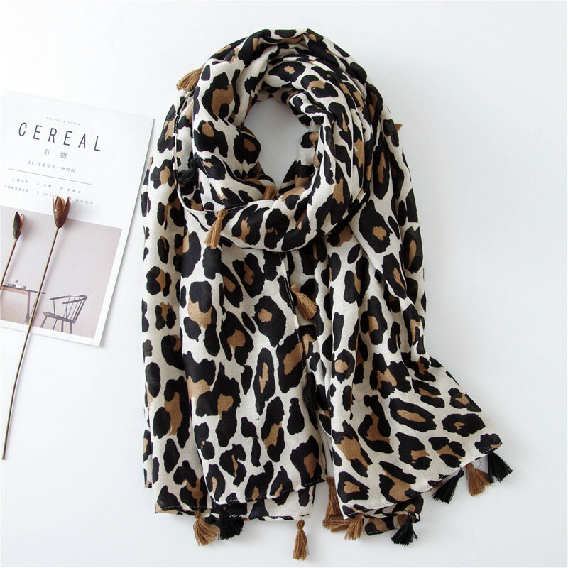 2021 gedruckt Leopard Schal weibliche herbst Muslimischen frauen hijab schals Quaste Große Größe Stirnband Taschentuch der Frauen Bandana