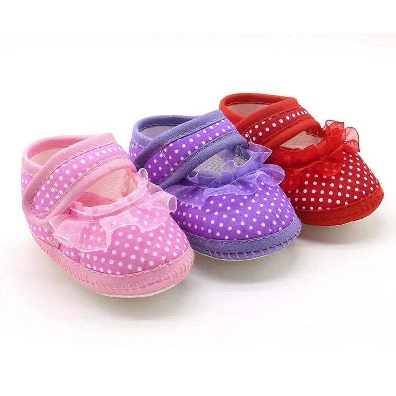 Zapatos planos informales para bebé recién nacido, calzado de protección con lunares, suela suave, cálido
