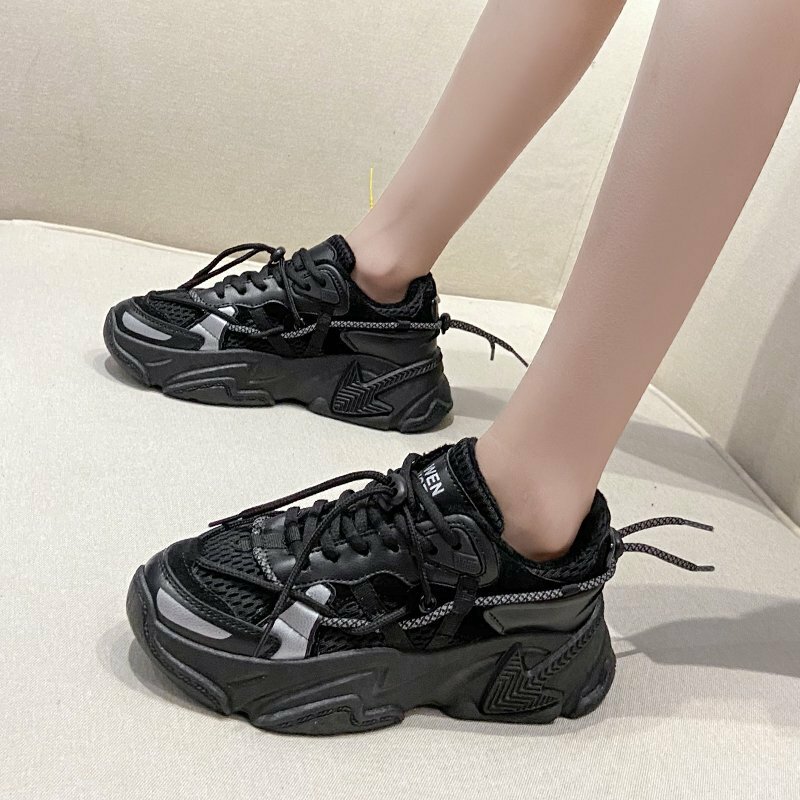 Hiver femmes baskets chaudes en peluche chaussures décontractées mode unisexe baskets femmes luxe blanc noir vulcaniser baskets grande taille 43