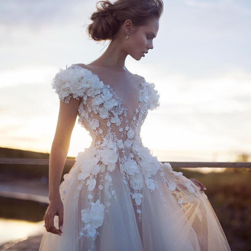 โรแมนติก Appliqued Boho ชุดเจ้าสาวสั้นแขน Vestido De Noiva Tulle 3D ดอกไม้ V คอ Backless Beach Wedding Dress