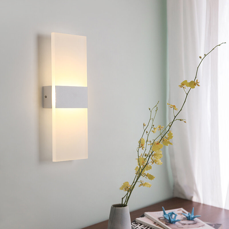 LED modna kinkiet sypialnia lampki nocne korytarz prosty na ścianę światło 110V 220V dekoracyjne oświetlenie ścienne