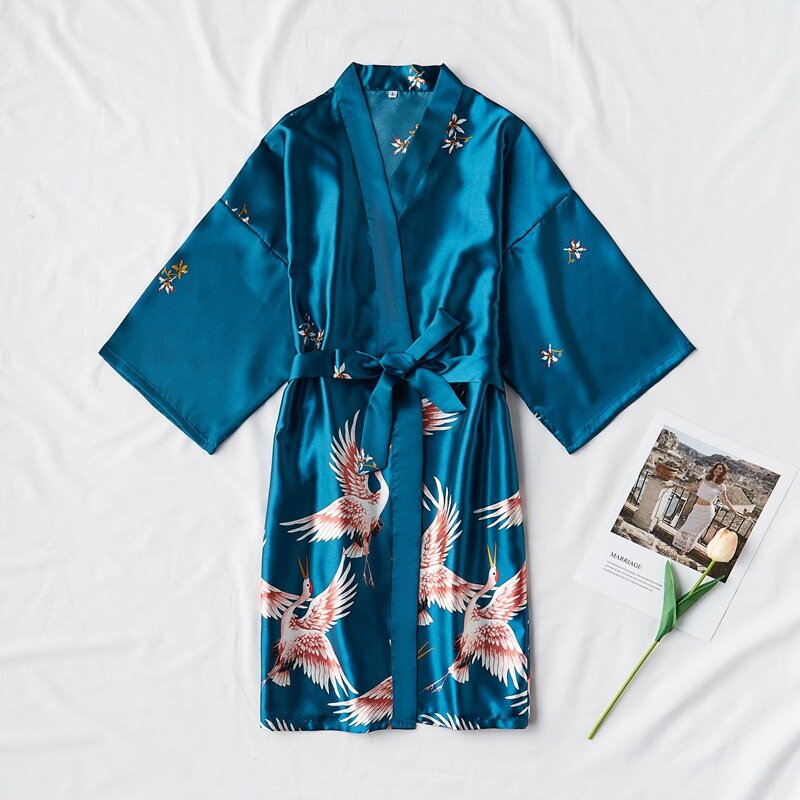 Accappatoio di raso di moda accappatoio femminile Sexy peignoir femme Kimono di seta abito da sposa abito da notte notte crescere per le donne