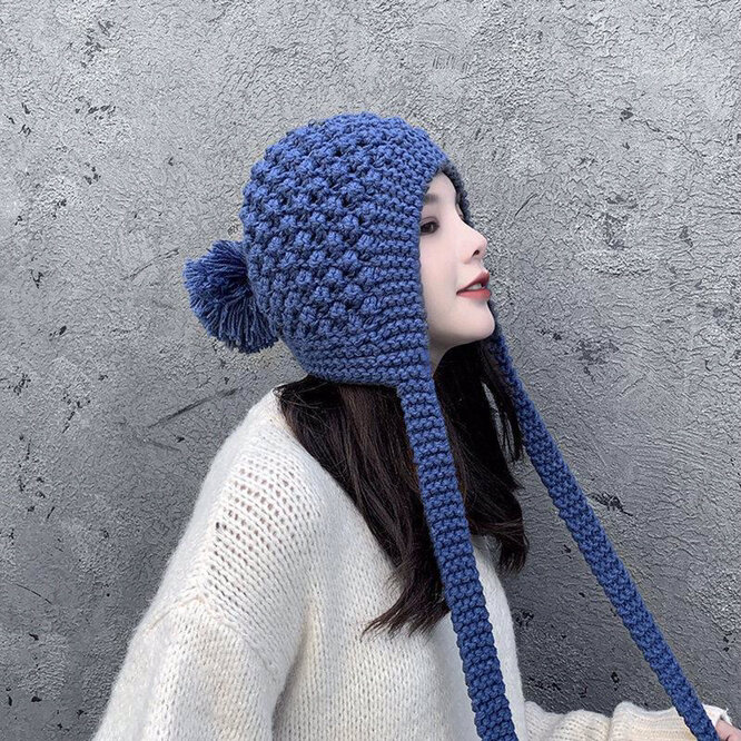 Осенне-зимняя шапка для защиты ушей, женская теплая вязаная шапка Baotou с бахромой для девушек, для отдыха на открытом воздухе, однотонная, в стиле ретро, для студентов, Черная