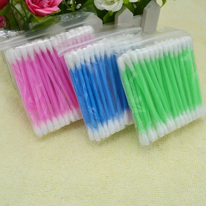 50Pcs/Pack Disposable Cotton Swab Random Color Plastic Handle Make Up Swab Applicator Cleaning Buds Sticks Nose Ears Care Tool