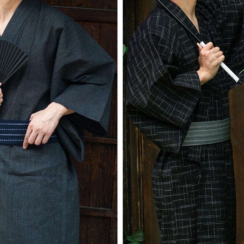 伝統的な日本の着物,大きなストライプのビのフックとループファスナー,レトロなベルト,サウナスパの衣装