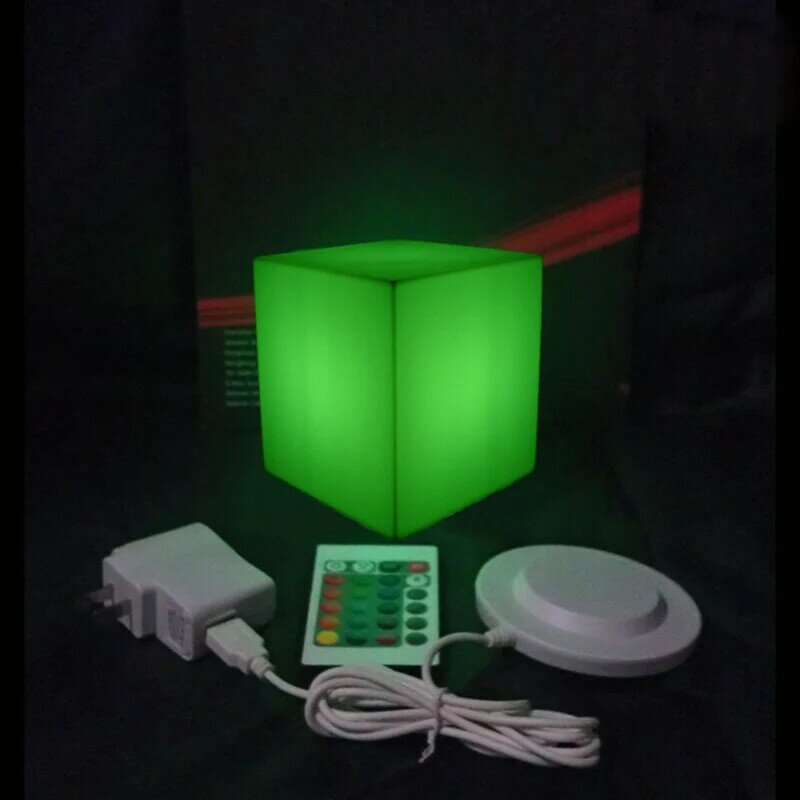 Cube d'éclairage LED avec télécommande, tabouret de 10cm avec 24 clés, meubles de décoration de jardin, livraison gratuite, lot de 4 pièces