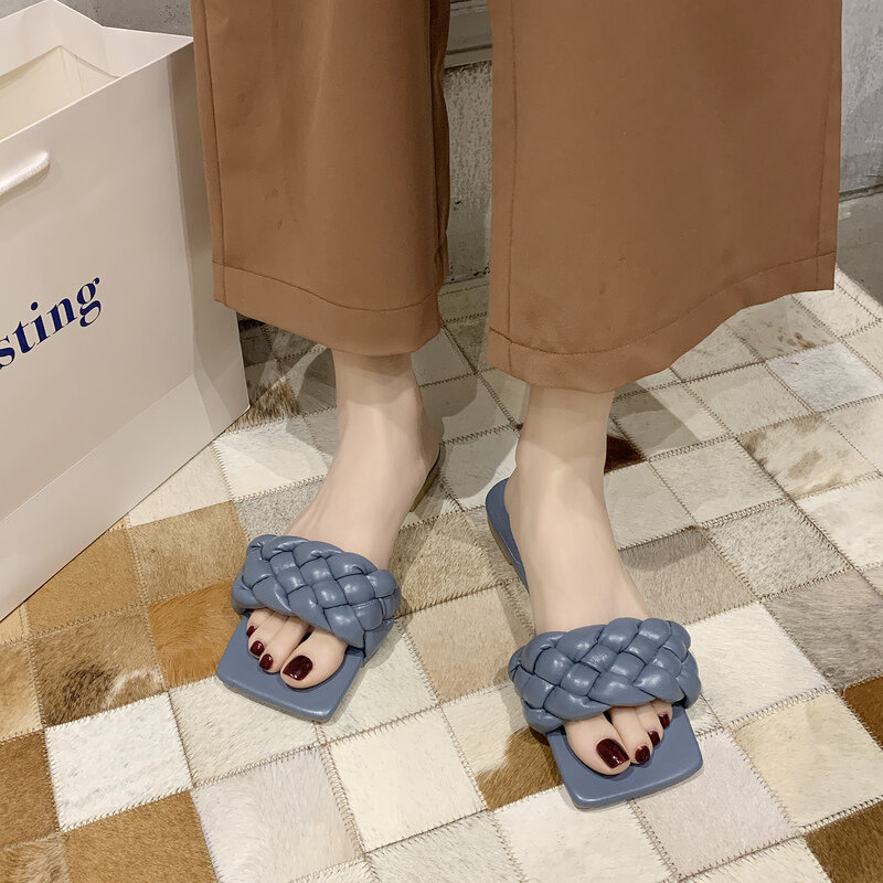 Pu Weave Flat Slippers Women Leisure Open Toe Slides Summer Outdoor Square Toe Pleated Slippers Women Soft Sole Slides