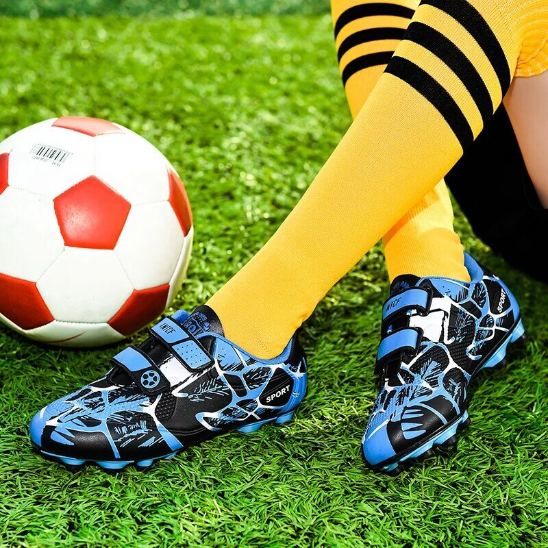 Heißer Verkauf Mode Kinder Fußball Schuhe Fußball Stollen Kinder Futsal Rasen Turnschuhe Spike Jungen Fußball Turnschuhe zapatos de fútbol