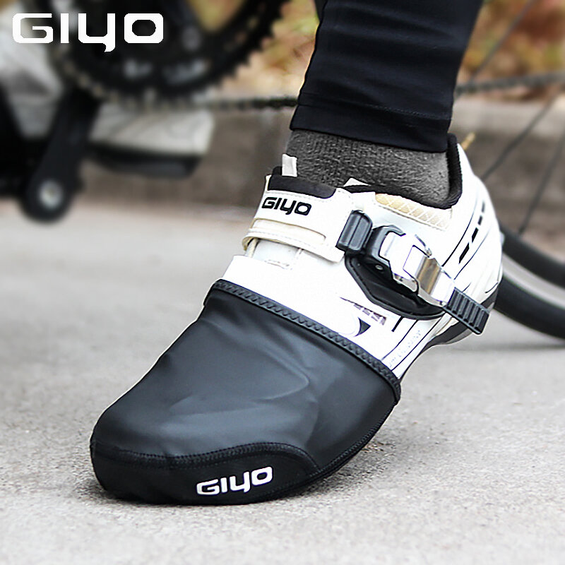 GIYO-cubiertas de zapatos impermeables reutilizables, Protector reflectante, antideslizante, cálido, de media punta, para Ciclismo de Invierno, equipo de bicicleta de montaña