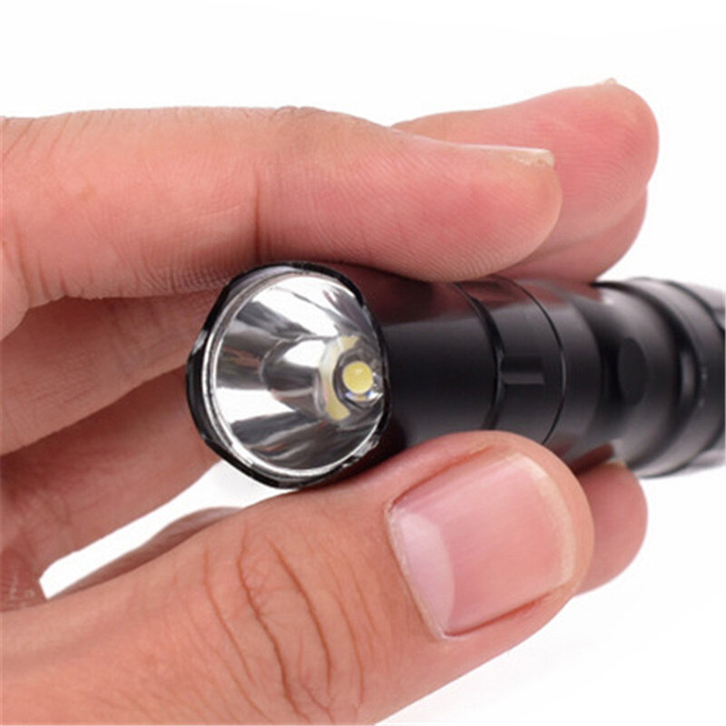 Светодиодный мини-фонарик, Ультраяркий фонарик, уличсветильник портативный карманный фонарик, фонасветильник для пеших прогулок, стрельбы, работает от батареек АА