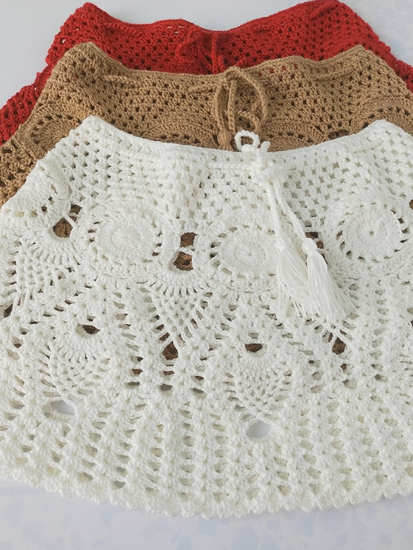 2021 Baru Seksi Crochet Rumbai Rok Pantai Baju Renang Katun Rok Menyatu Kasual Pantai Berjalan Renda Tembus Pandang Rok Mini Ramping